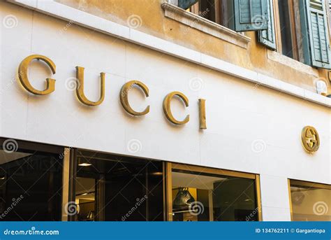 gucci company.